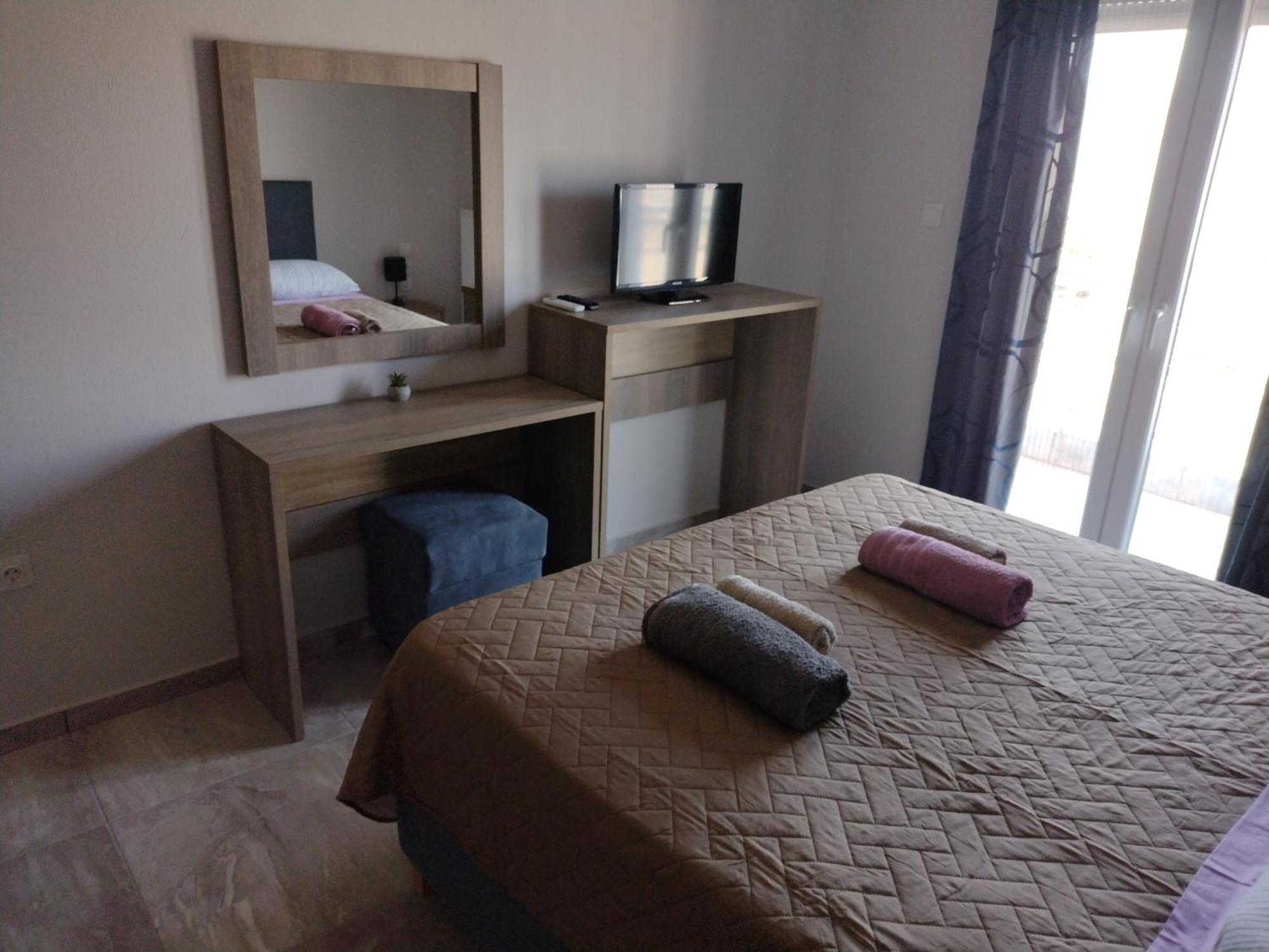 "Thea" Valis Apartments Melissatika Dış mekan fotoğraf
