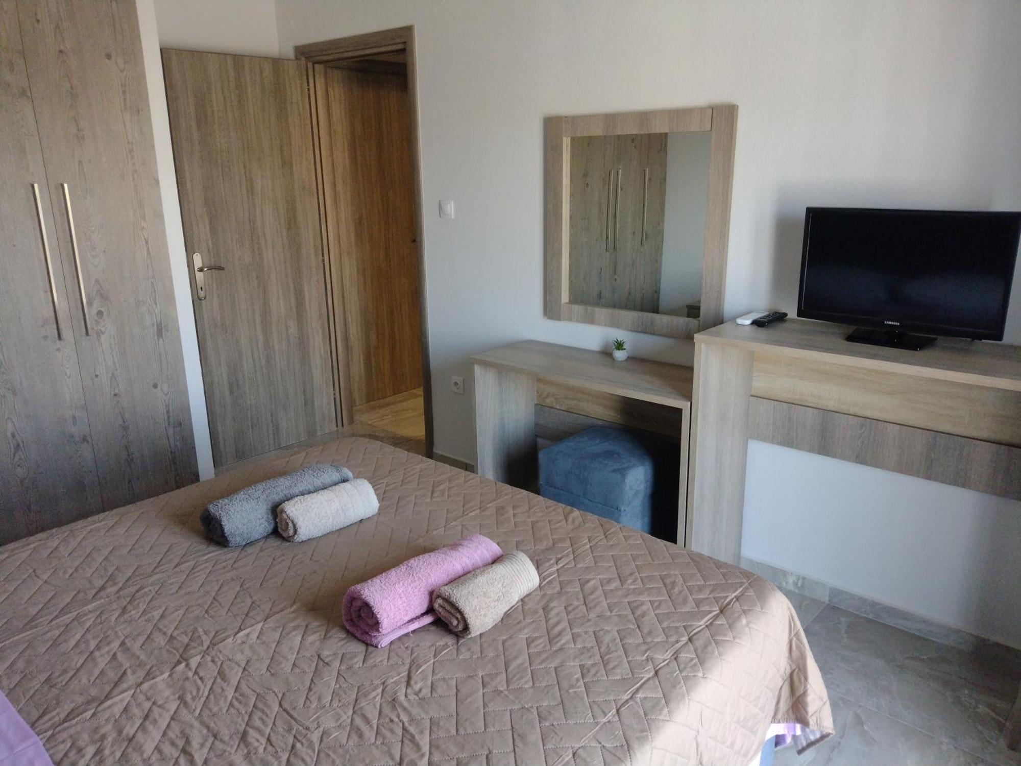"Thea" Valis Apartments Melissatika Dış mekan fotoğraf